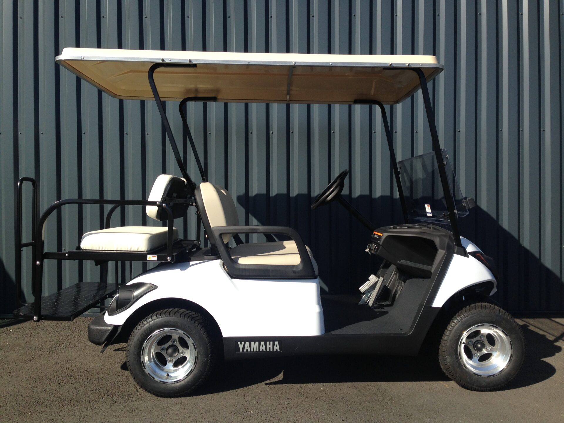 Voiturette Yamaha Drive2 E-AC 4 places