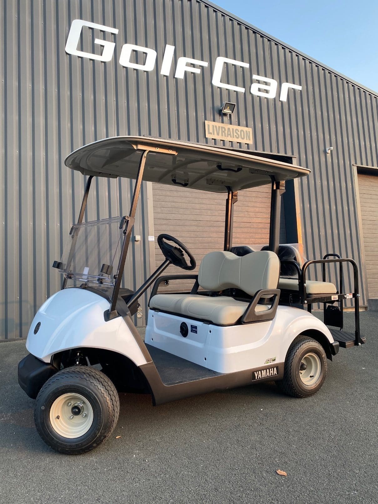 voiture de golf Yamaha Drive2 E-AC 4 places GolfCar