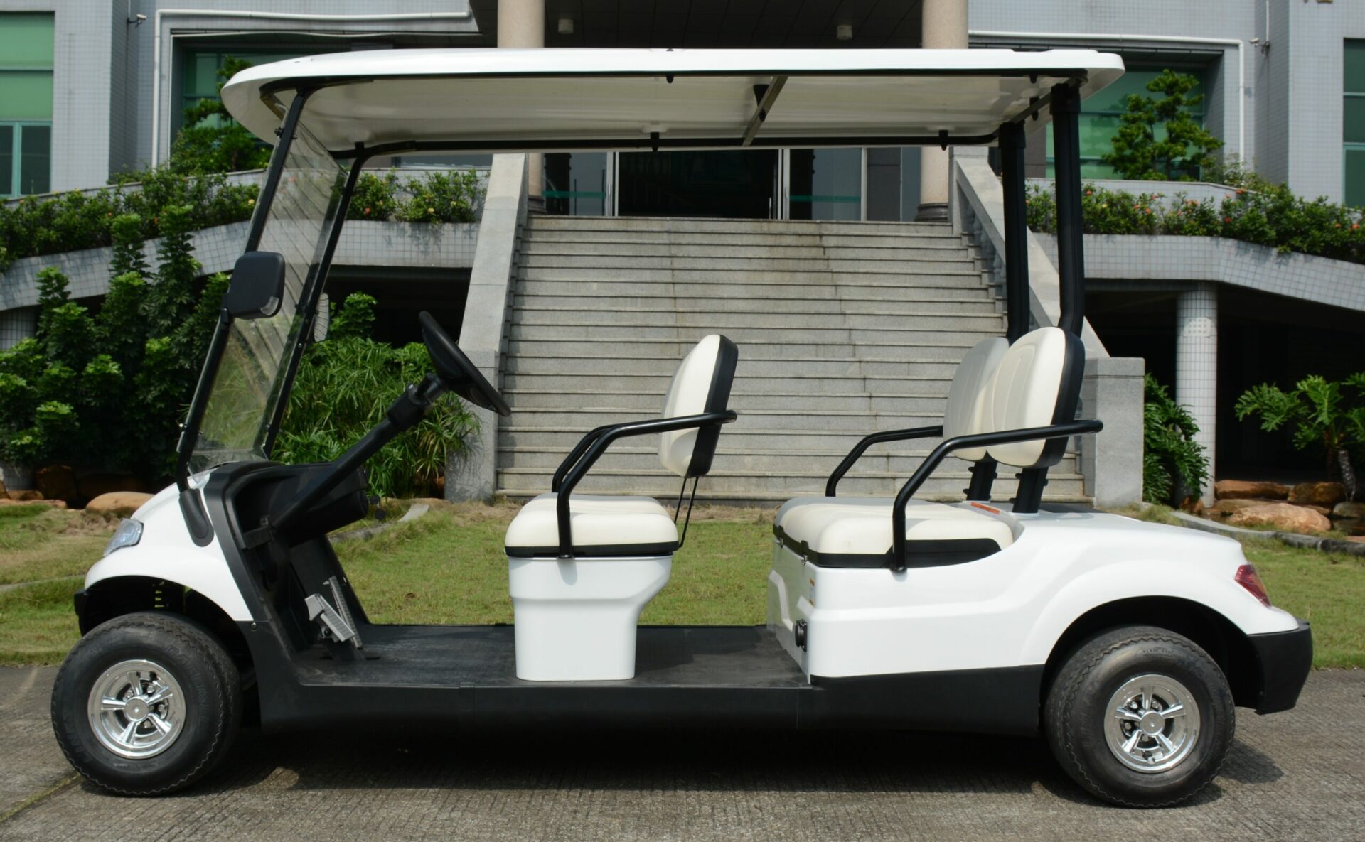 Zelec GC-A4 Golfette électrique 4 places