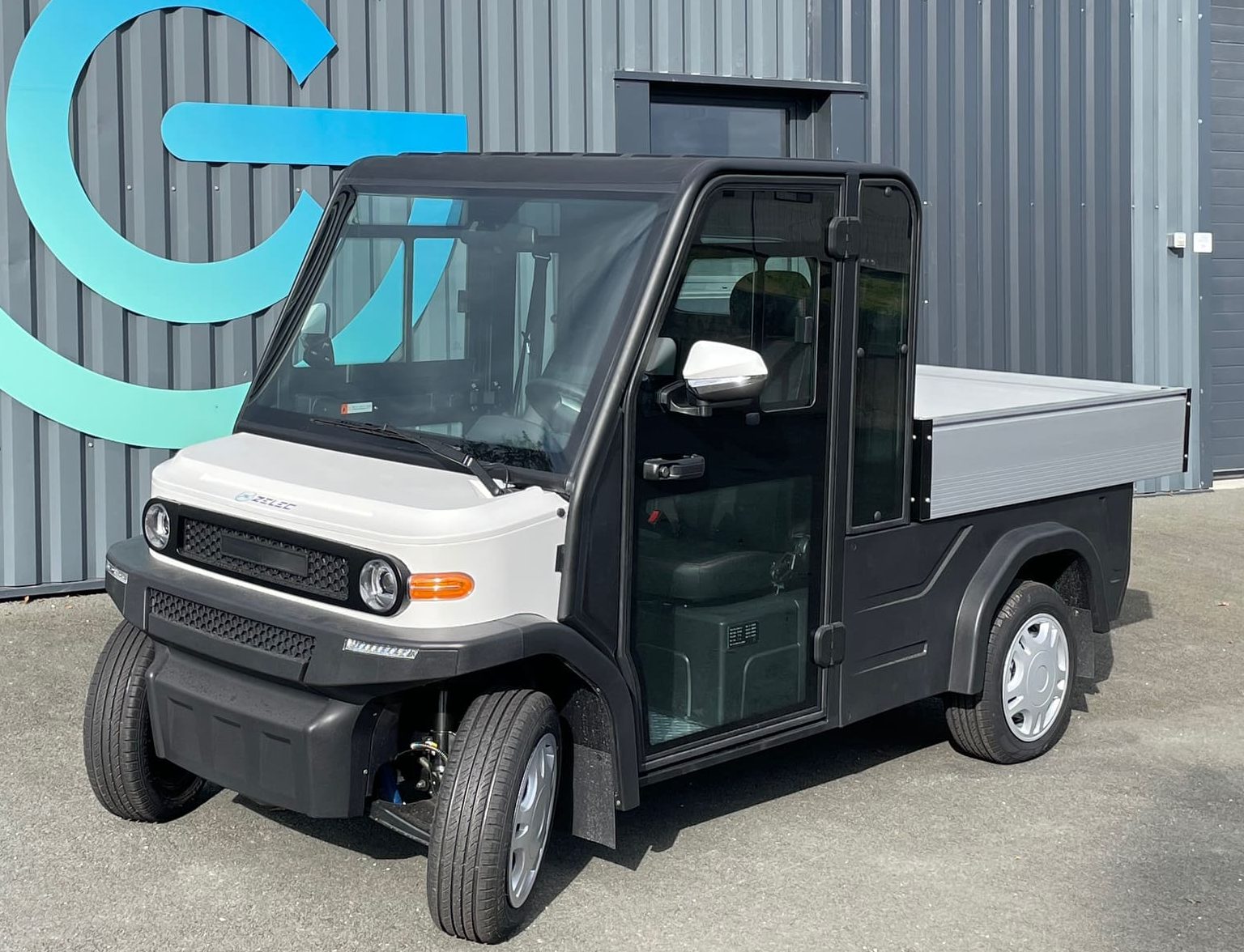 Zelec GC-D2B Golfette utilitaire électrique homologuée route