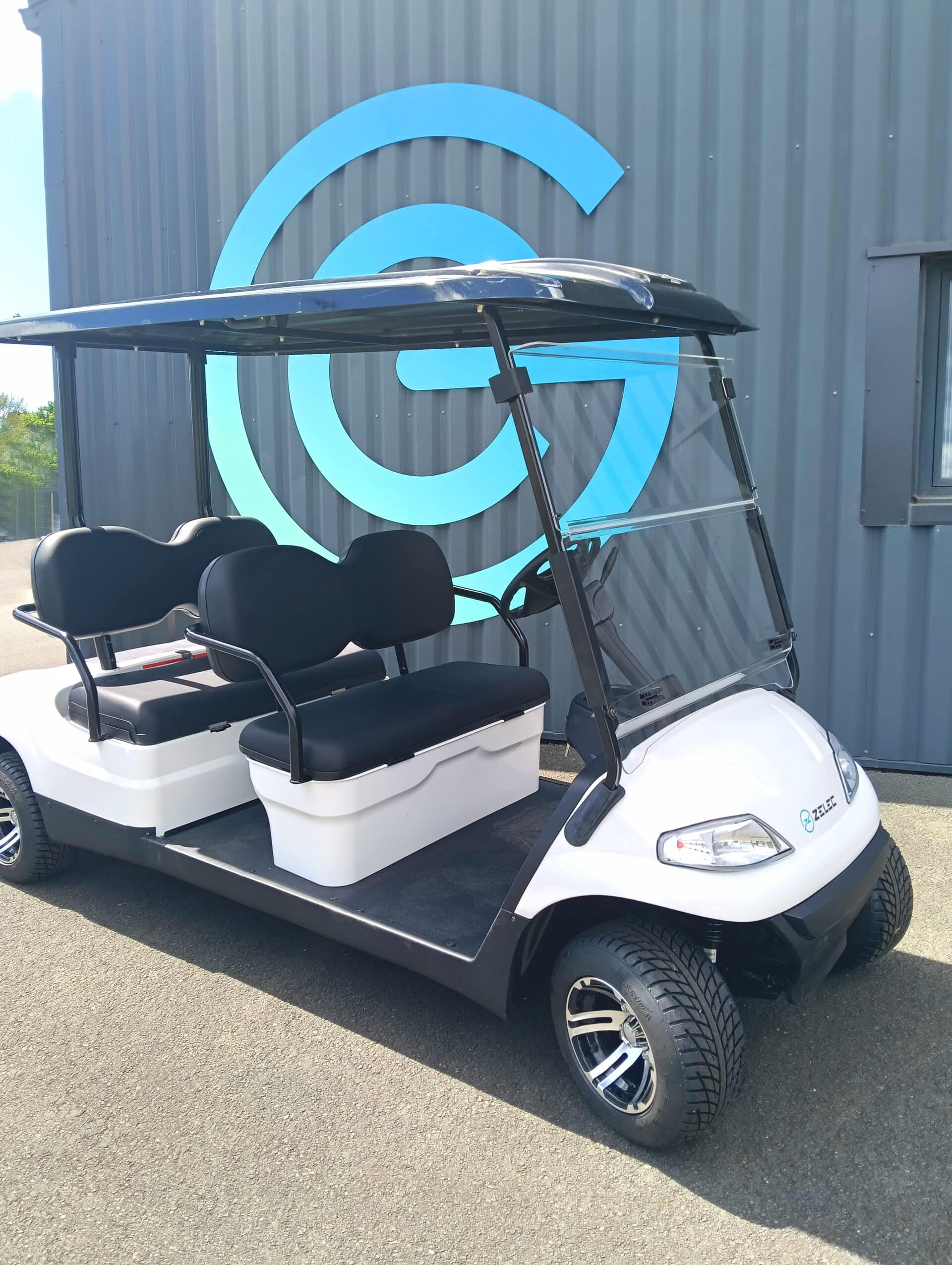 Golfette gamme tourisme 4 places