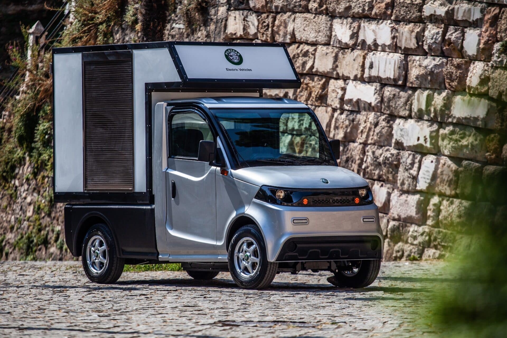 PilotCar P-1000 Utilitaire électrique homologué route