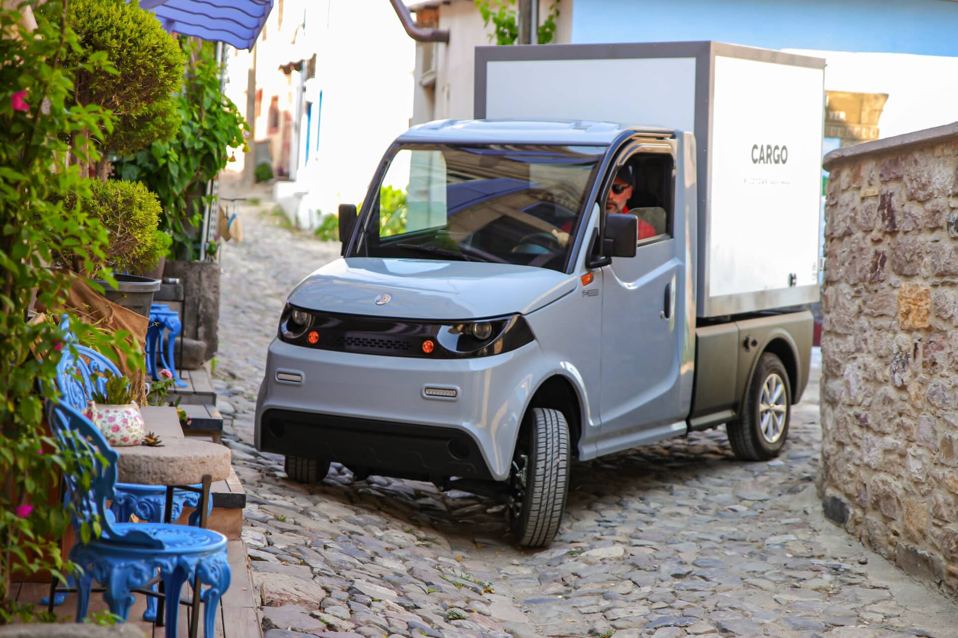 PilotCar P-1000 Utilitaire électrique homologué route