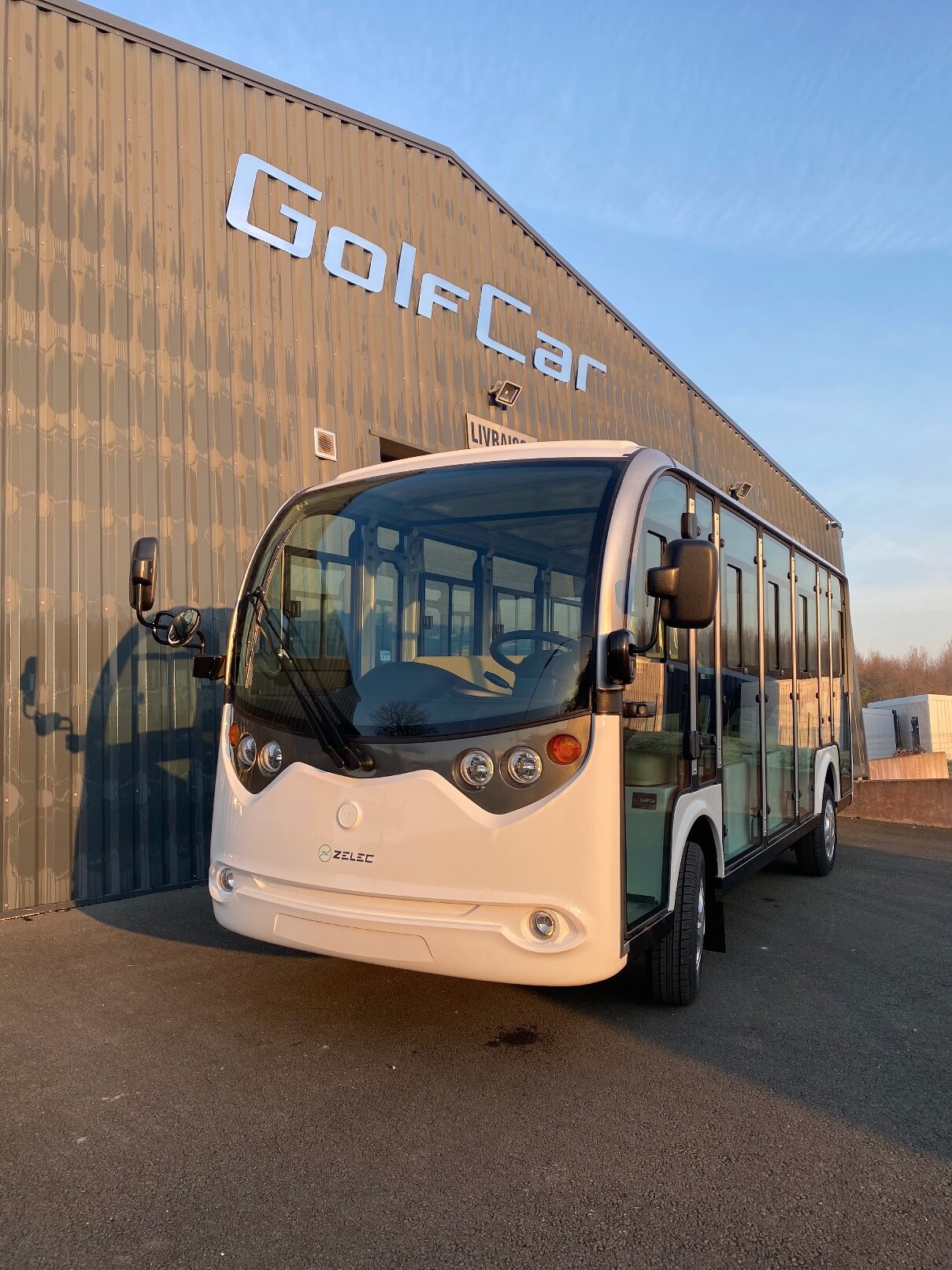 Zelec GC-S14 Minibus électrique pour 14 personnes