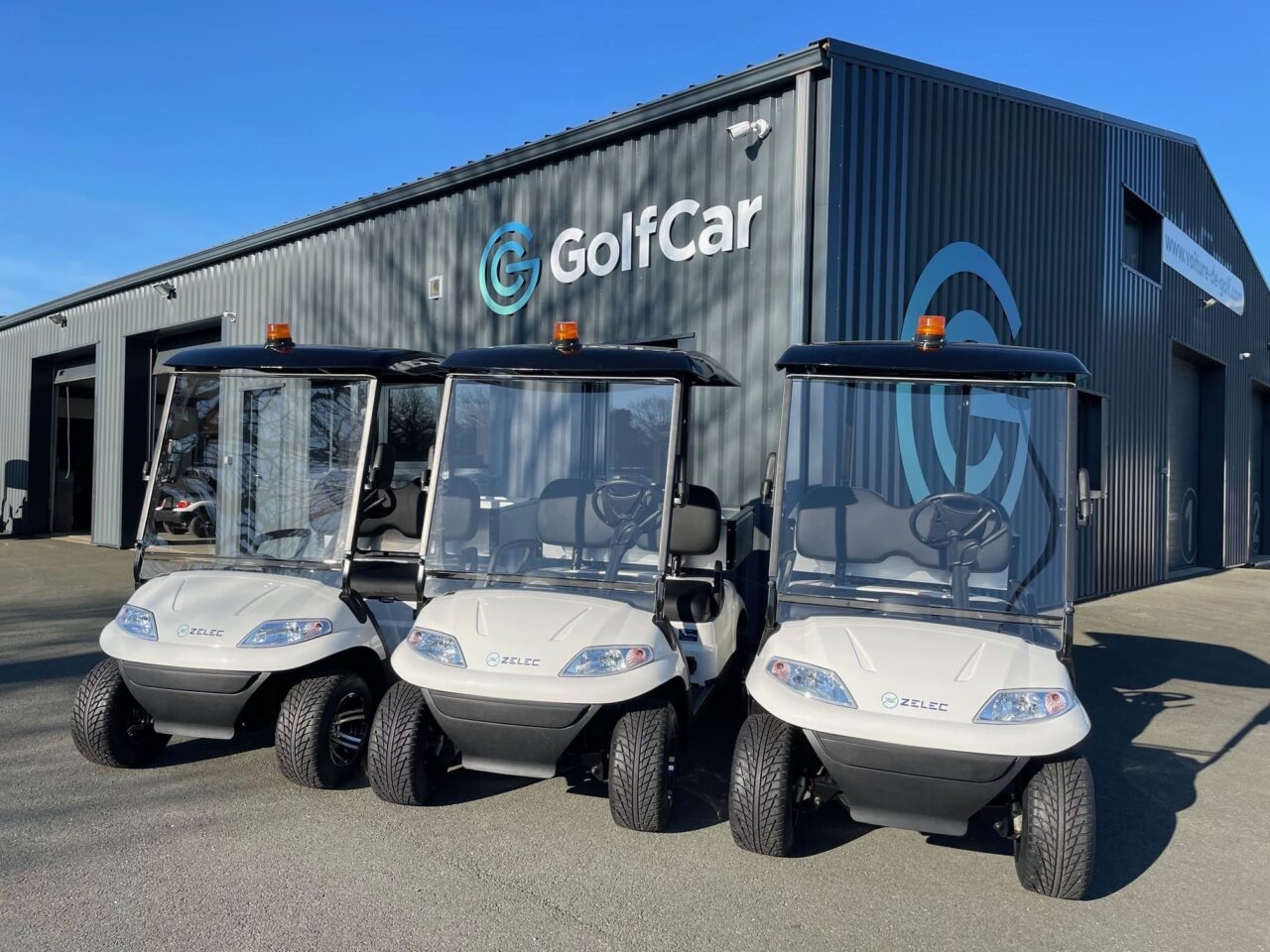 Communication - Nouvelles golfettes pour Client Industrie