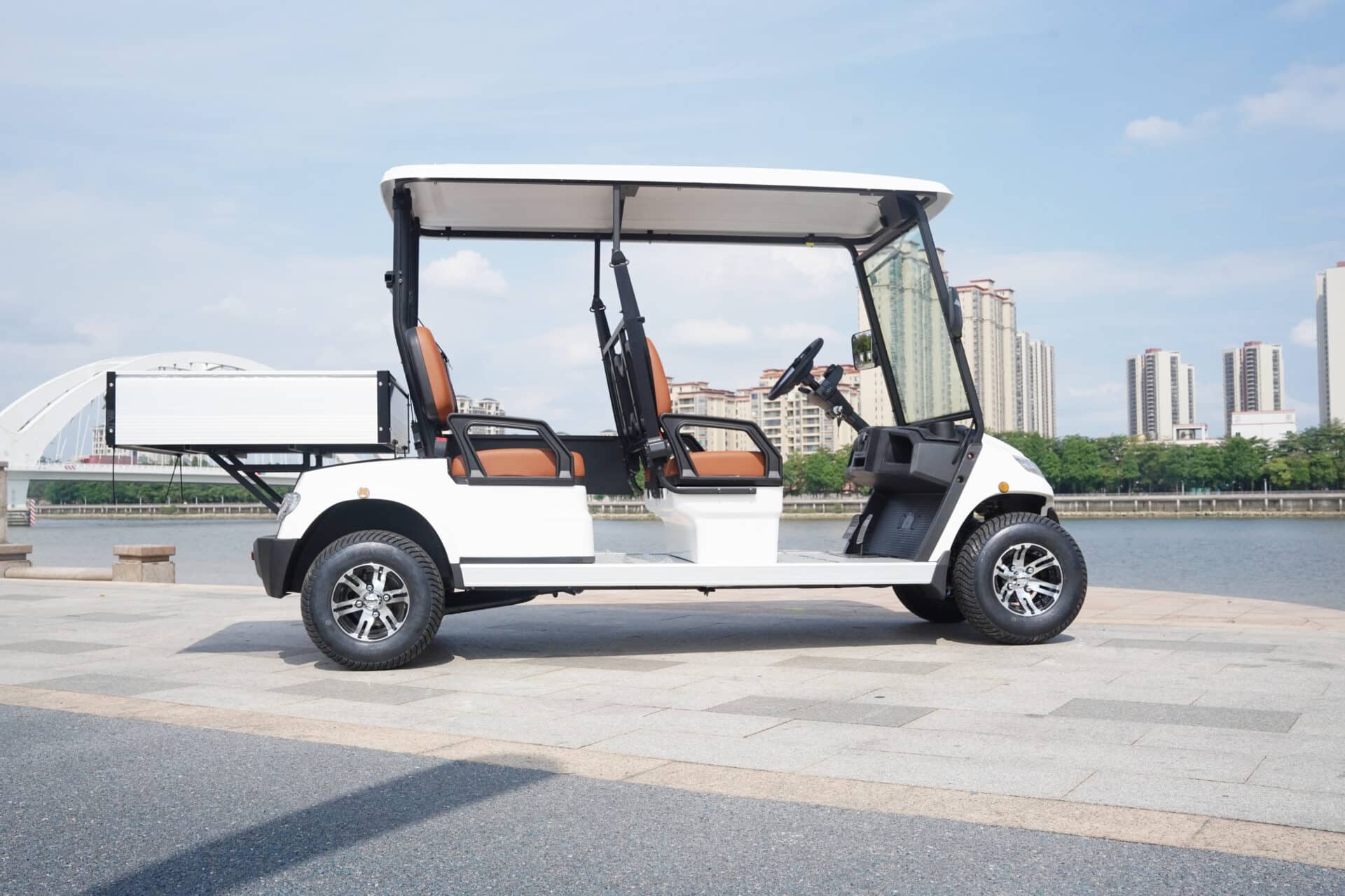 Golfette avec benne aluminium