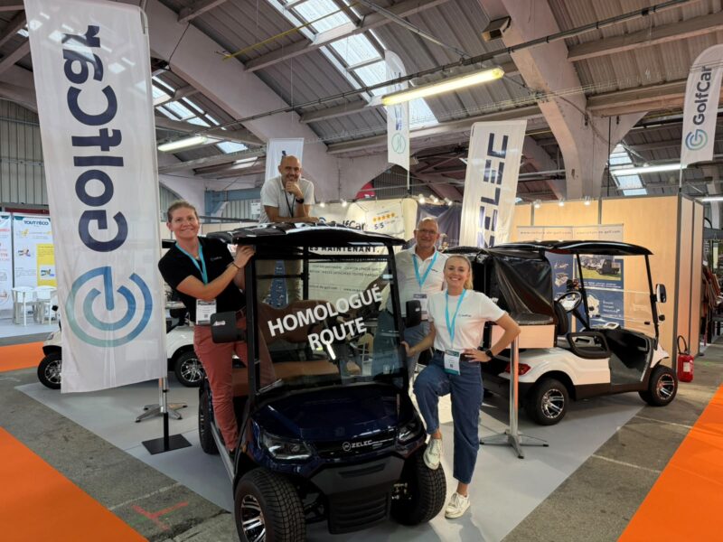 Equipe de travail GolfCar au salon Atlantica